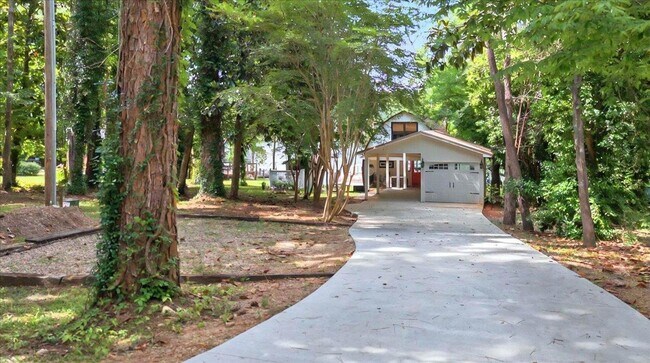 Foto del edificio - 1645 Tallavana Trail