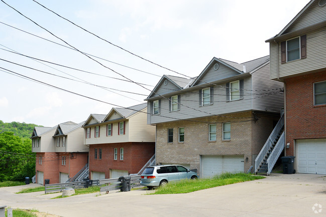 Building Photo - Point Benton Townhomes