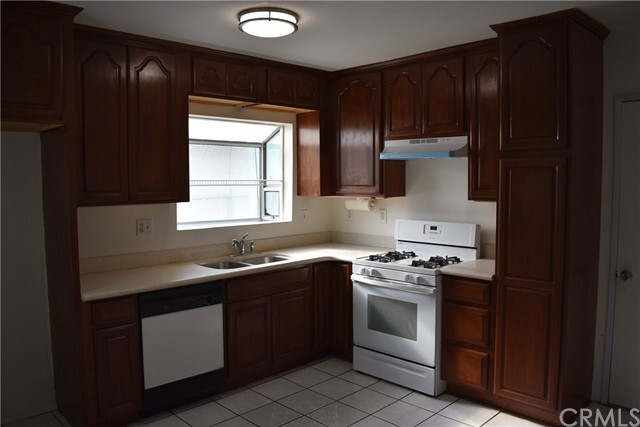 Foto del edificio - 1437 W Hollowell St
