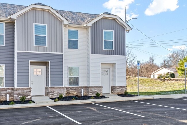 Building Photo - 919 Martin St