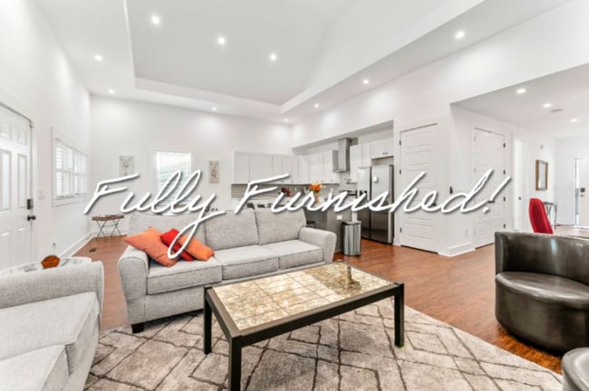 Photo - 965 Ashby Grove SW House