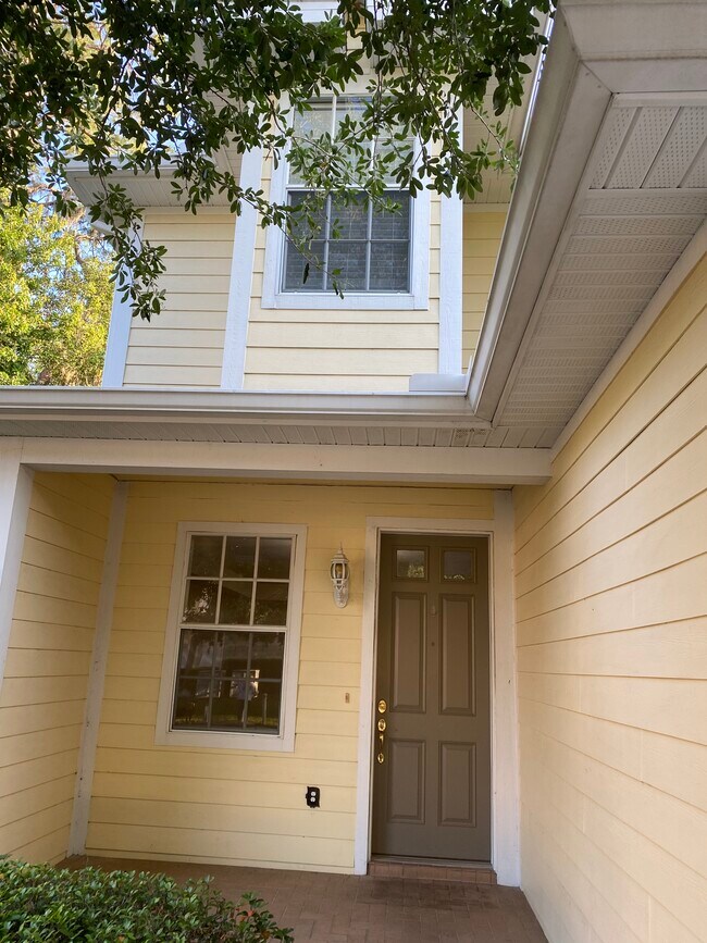 Foto del edificio - 3640 Pine Knot Dr