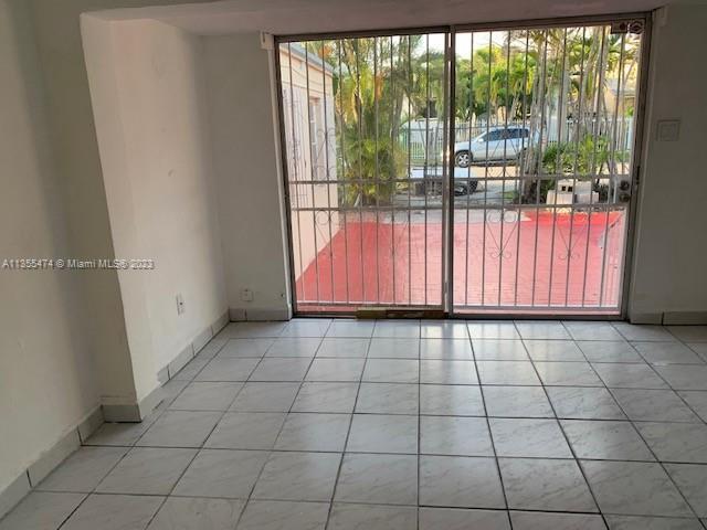 Foto del edificio - 1781 SW 14th Terrace