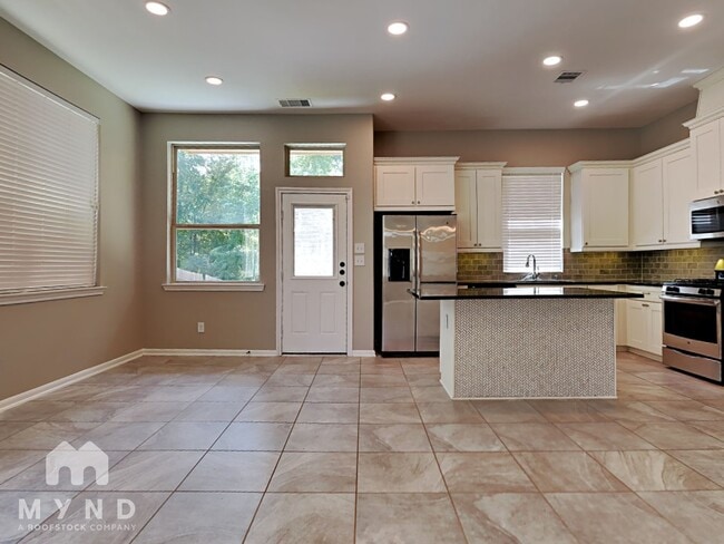 Building Photo - 118 Cheswood Forest Dr