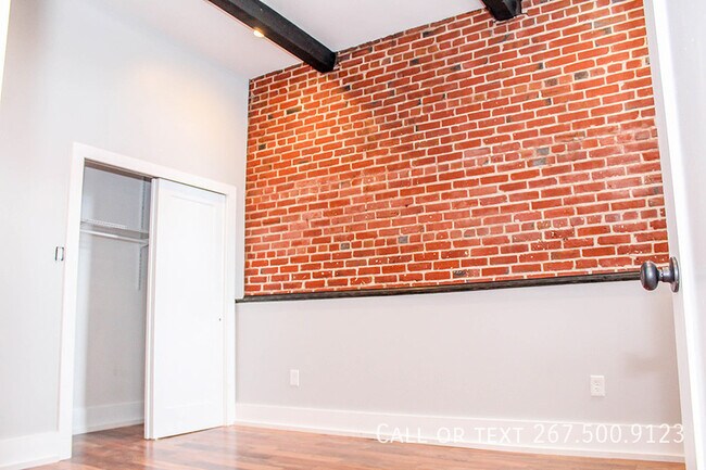 Foto del edificio - 1025 E Montgomery Ave