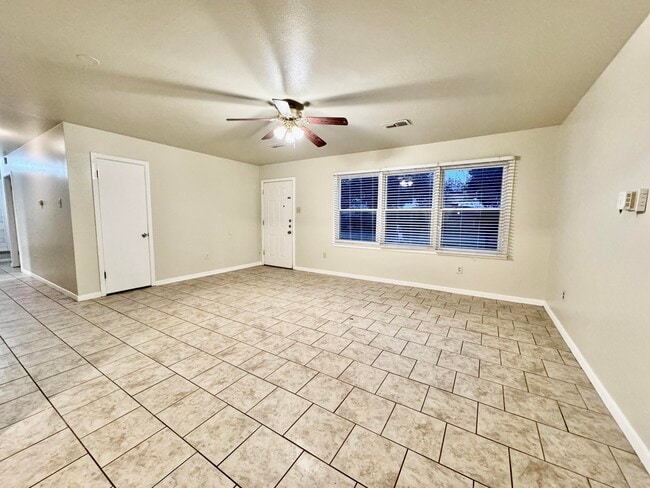 Foto del edificio - 3008 57th St