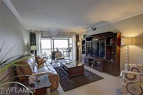 Building Photo - 7430 Lake Breeze Dr