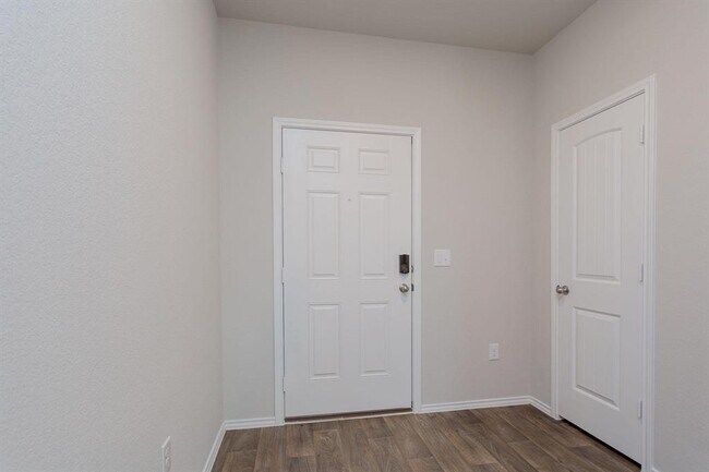 Building Photo - 6009 Ronee Leah Dr