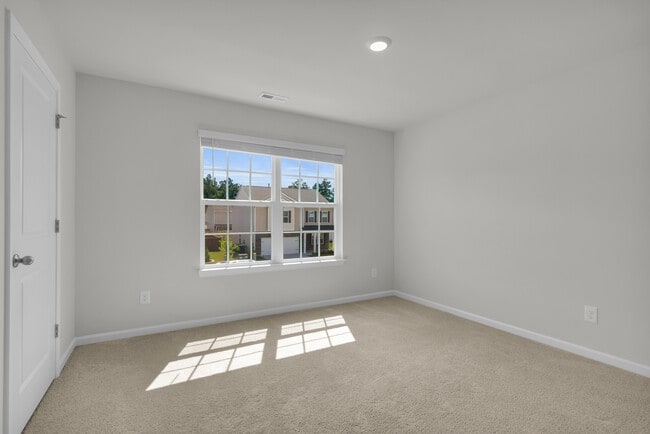 Building Photo - 2005 Ella Bengel Dr