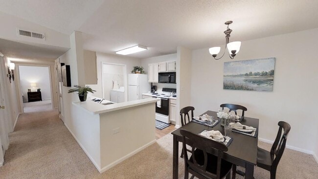 Stone Creek - Stone Creek Apartments