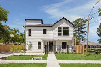 Building Photo - 540 Janisch Rd