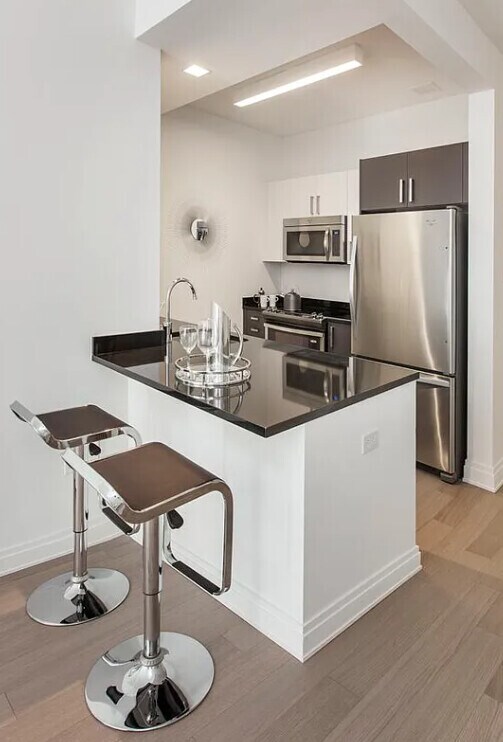 Foto del edificio - 132 Cedar St