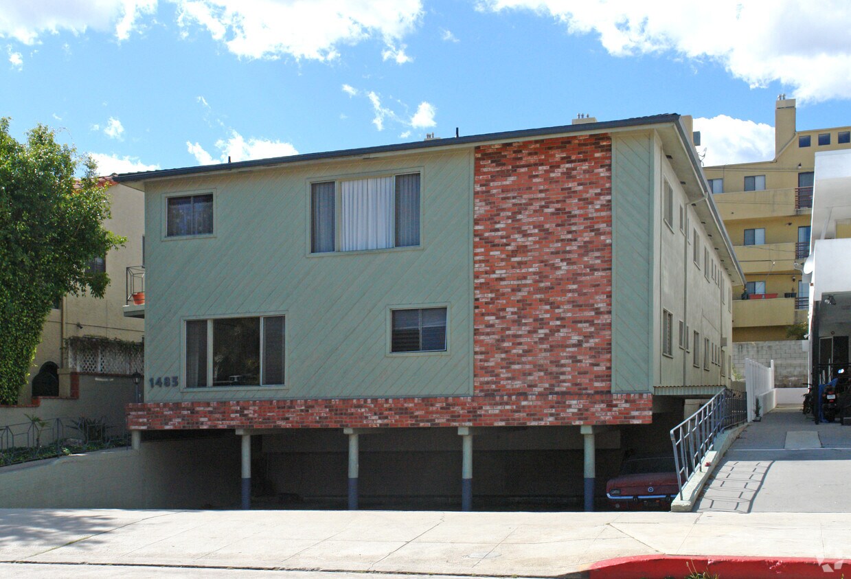 Primary Photo - 1483 Rexford Dr