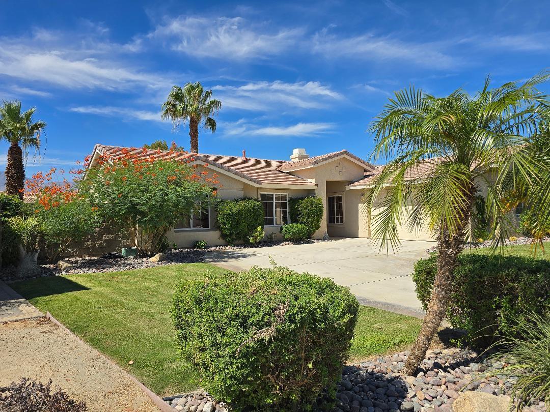 Foto principal - 45705-45705 Coldbrook Ln