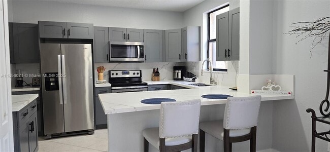Foto del edificio - 953 NW 135th Ave
