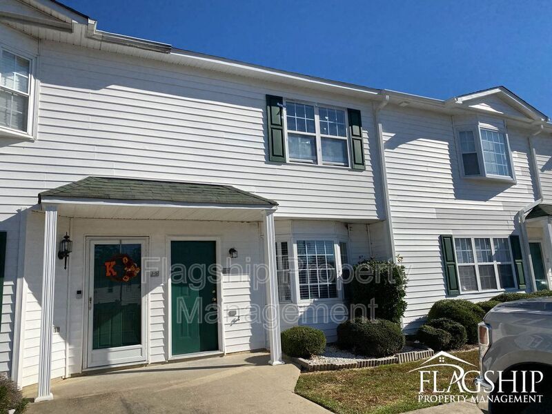 9009J6 Spring Forest Rd, Greenville, NC 27834 Townhome Rentals in