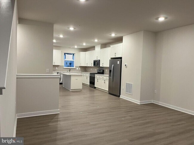 Foto del edificio - 305 Nickel Ln