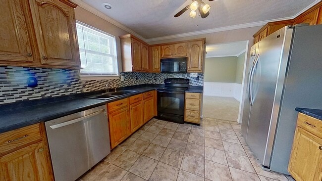 Building Photo - 110 Hershey Cir