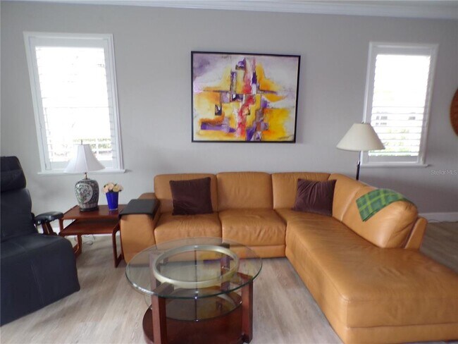 Foto del edificio - 25535 Heritage Lake Blvd