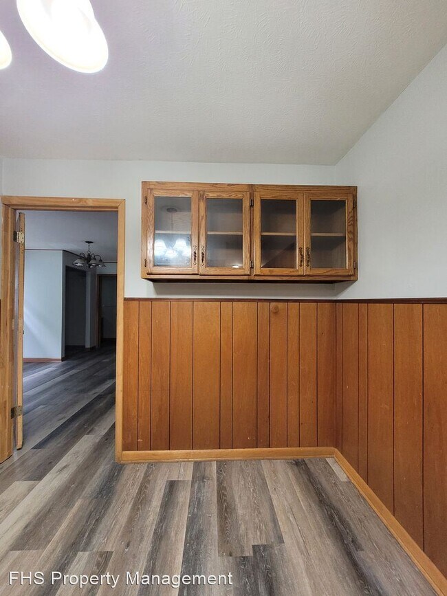 Foto del edificio - 4 br, 1.5 bath House - 1350 S Prince Lane