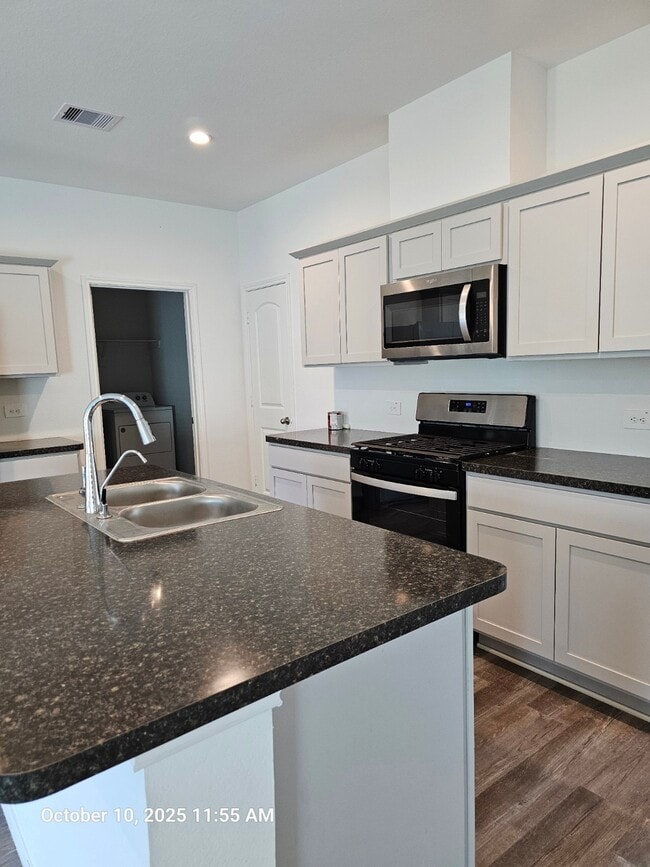 Foto del edificio - 5742 Indigo Ridge Ct