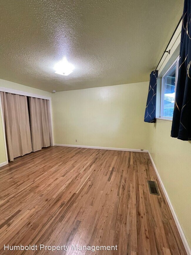 Foto del edificio - 3 br, 2 bath House - 3197 Alice Avenue