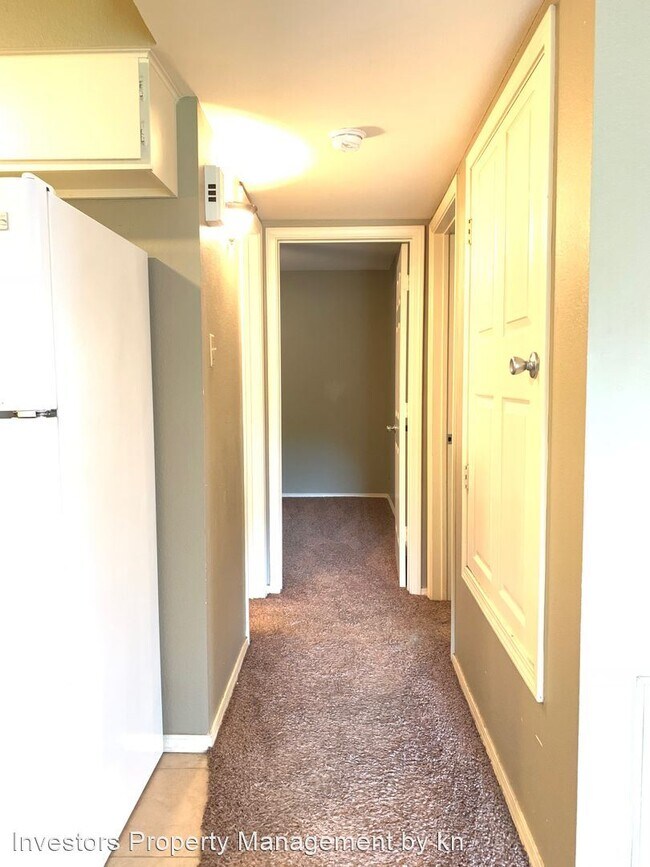 Building Photo - 3701-3714 Heather Ridge Ct