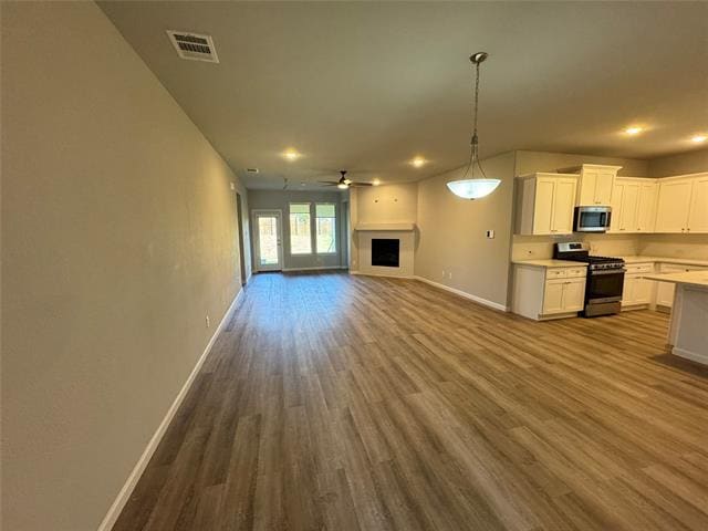 Building Photo - 4945 Carmel Valley Dr
