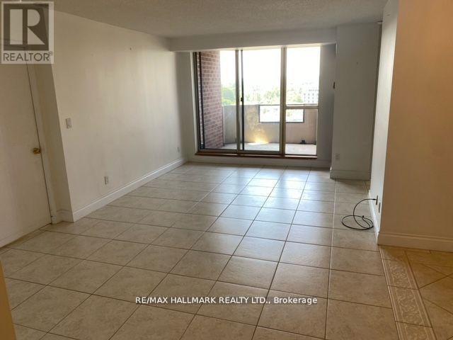 Building Photo - 33 Weldrick Rd E