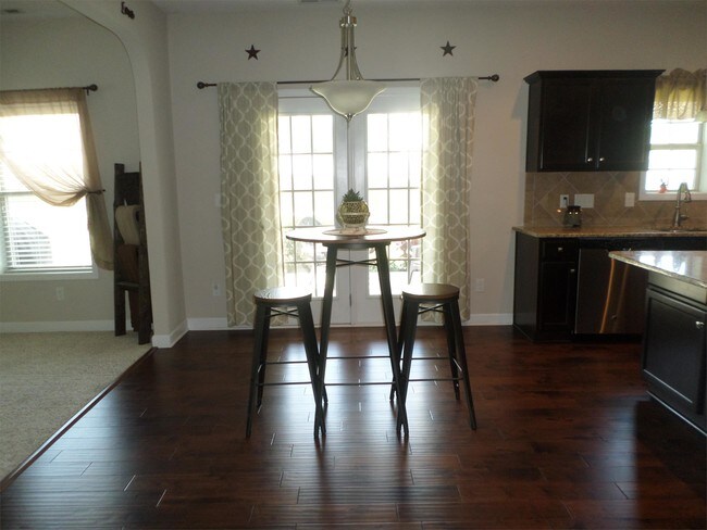 Foto del edificio - 267 Samuel Nicholas Dr