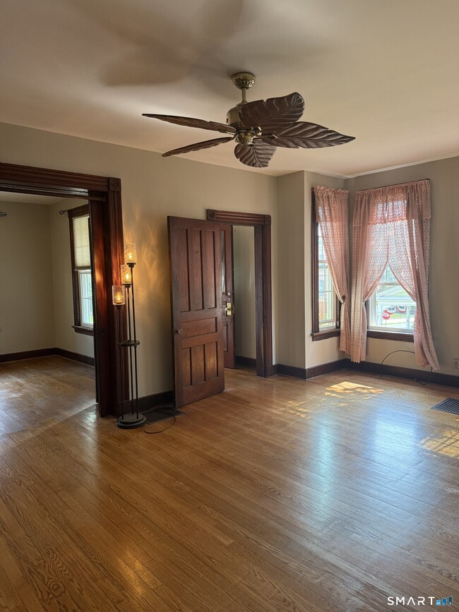 Building Photo - 74 Cottage Ave