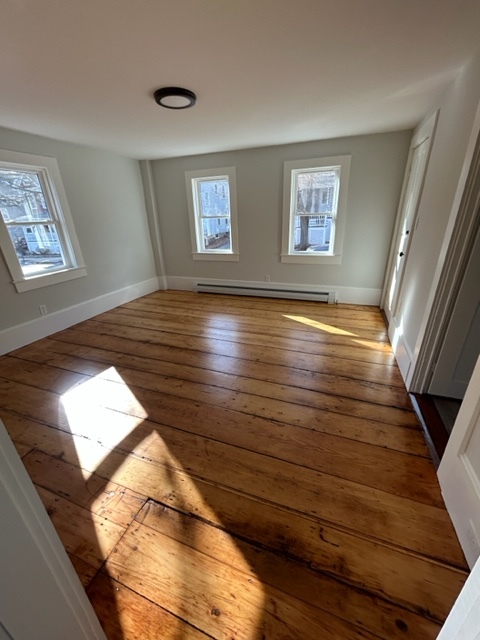 3 Bedroom Apartment For Rent Beverly Ma