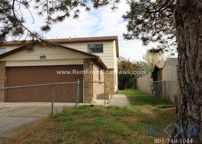 Building Photo - 8263 Ivy Drive