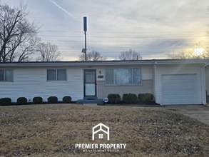 Building Photo - 780 Madison Ln