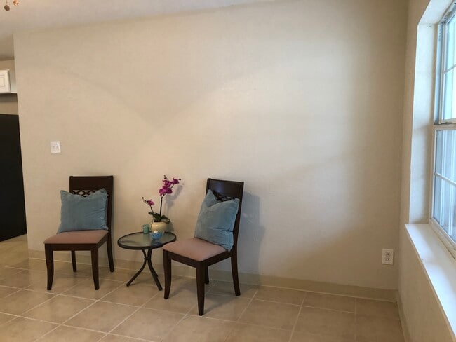 Living room - 1915 18th Street NW