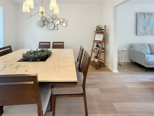 Foto del edificio - 18 Cottage Grove Pl