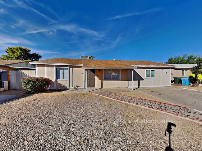 Building Photo - 8114 W Hazelwood St