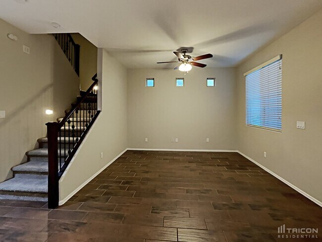 Building Photo - 2515 N 73rd Dr