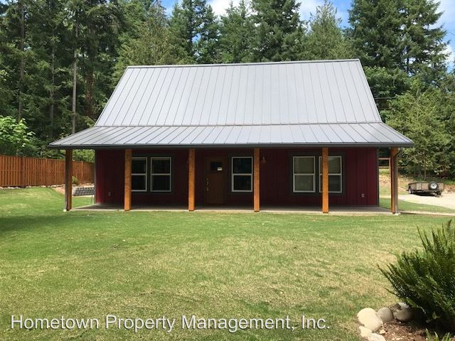Building Photo - 17019 Lakepoint Dr SE