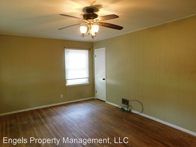 Foto del edificio - 2 br, 1 bath House - 896 Fredrick