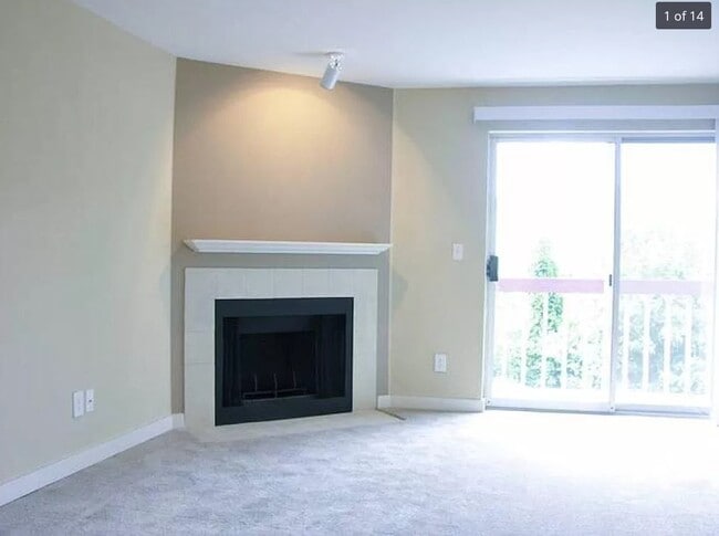 Living room - 16817 Larch Way