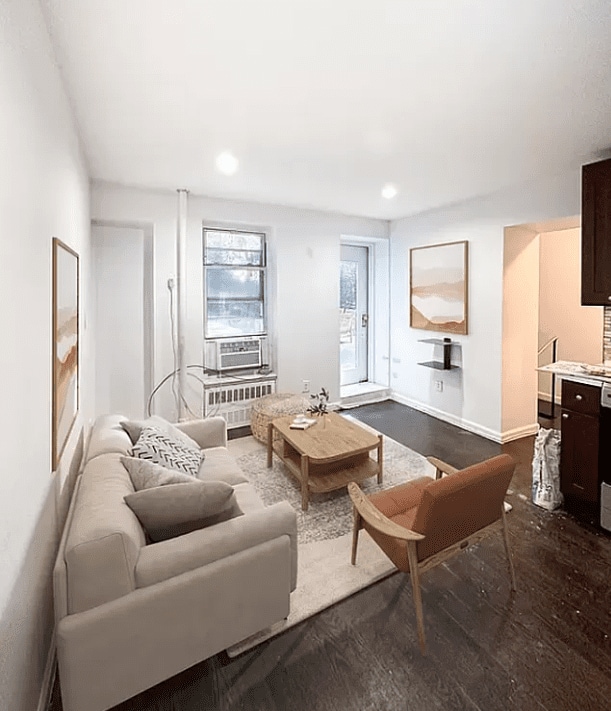 Primary Photo - 103 St Marks Pl