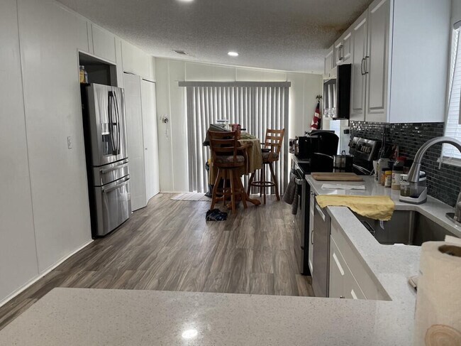 Building Photo - 1490 SW 65th Way