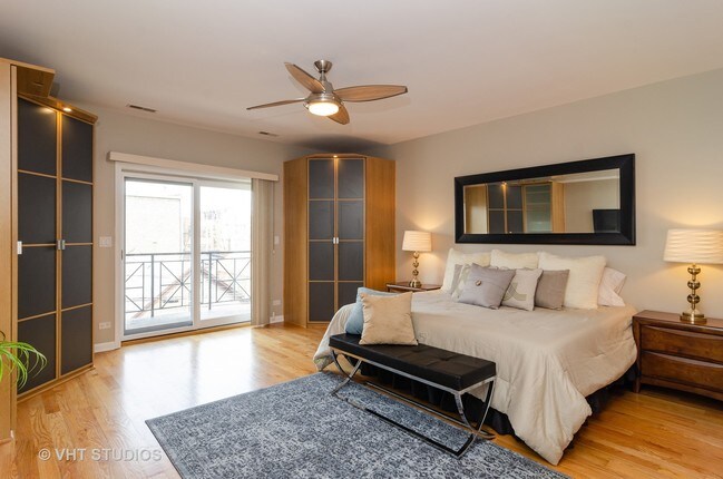 Foto del edificio - 1457 N Ashland Ave