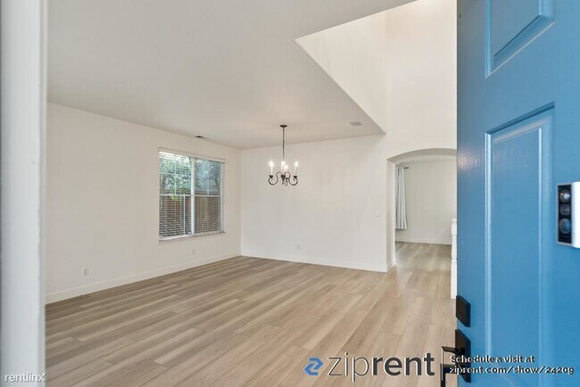 Building Photo - 5 br, 3 bath House - 2448 Chambers Ct, Tra...