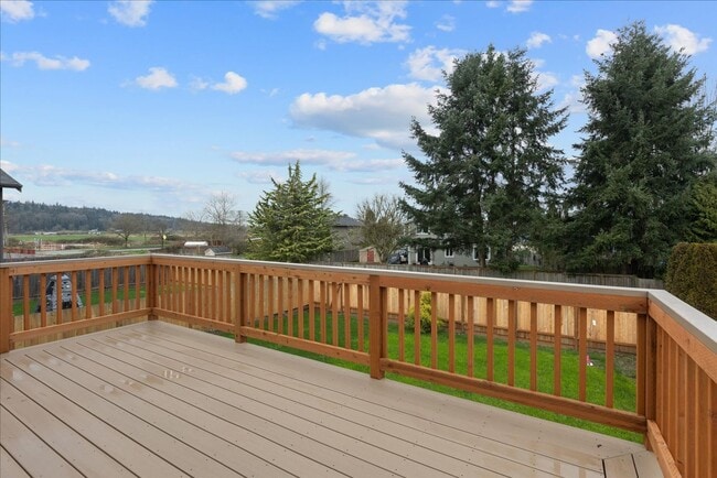 Building Photo - Beautiful & Freshly remodeled home in Fryelands Monroe