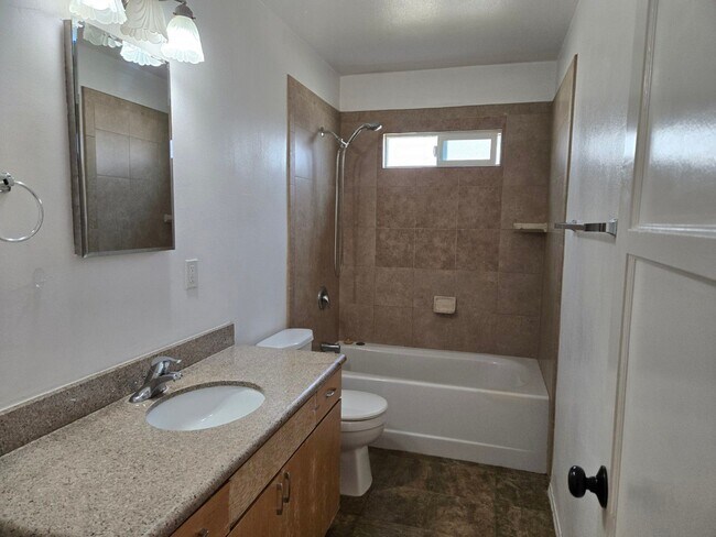 Building Photo - 3 BR / 1.75 BA detached single-family home...
