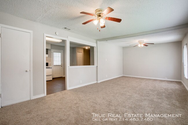 Building Photo - 1334 Valley View St