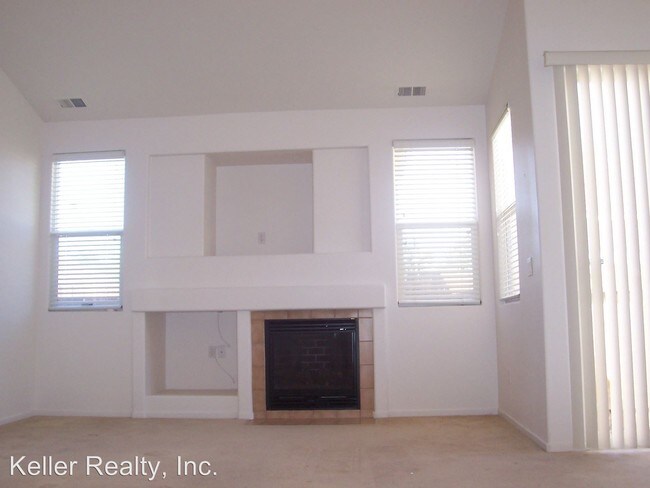 Building Photo - 3881 Herons Landing Dr