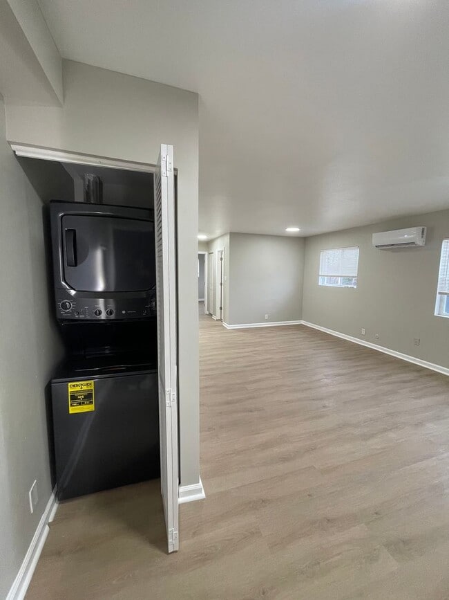 Foto del edificio - Live in Style at Bellagio East Living I: Convenient and Vibrant Community in Indianapolis